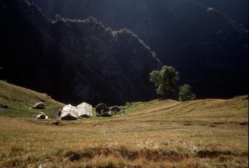 Baite lungo il percorso di salita