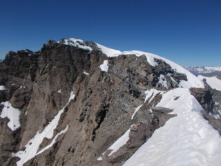 tratto di cresta affilato..in vista ormai della meta..