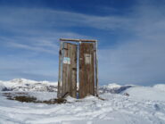 Passo la porta nel nulla.