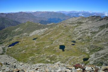 Conca dei 13 Laghi dalla Punta Cornour