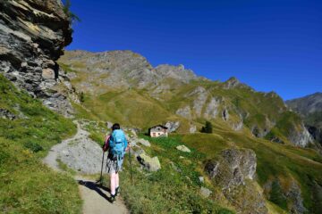 Salendo al Lago Bleu da Chianale